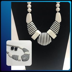 80’s Navy & White Necklace & Earrings Set